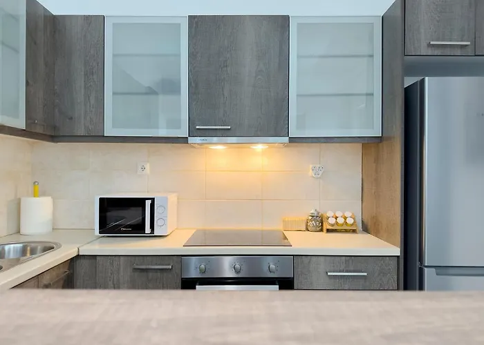 Aristotelous Spacious 109Sqm Apt In Athens