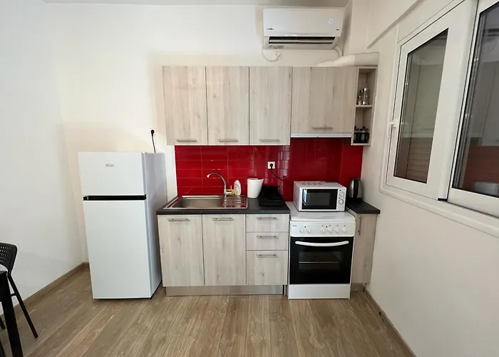 Modern And Cozy In The Center Of